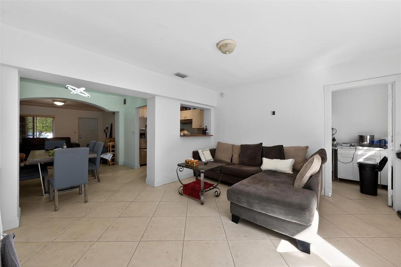Listing Photo 16