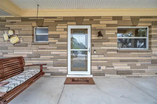 Listing Photo 7