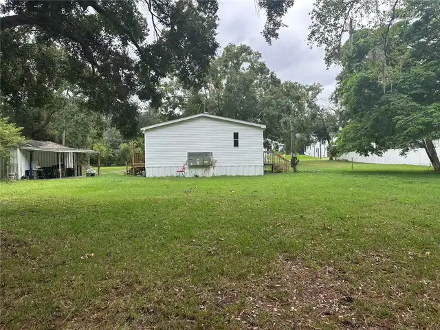 Listing Photo 9