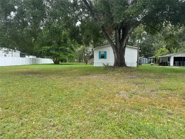 Listing Photo 10