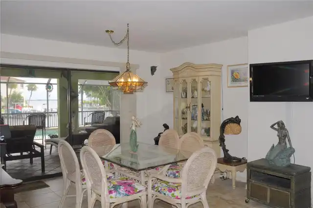 Listing Photo 30