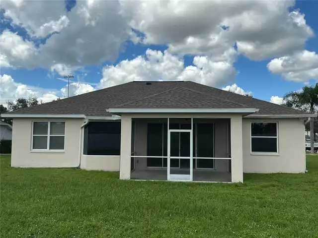 Listing Photo 10