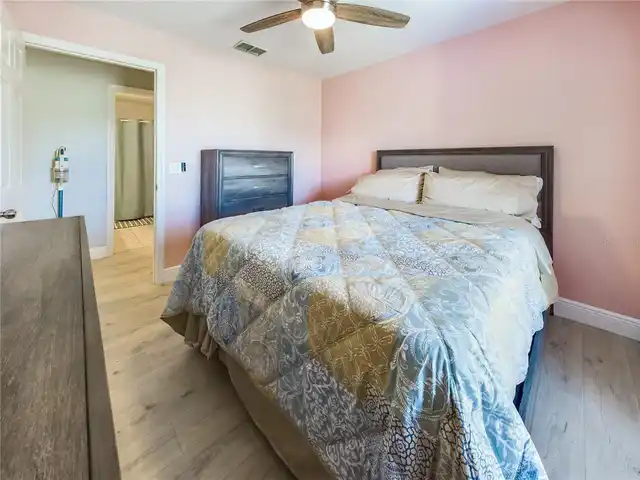 Listing Photo 23