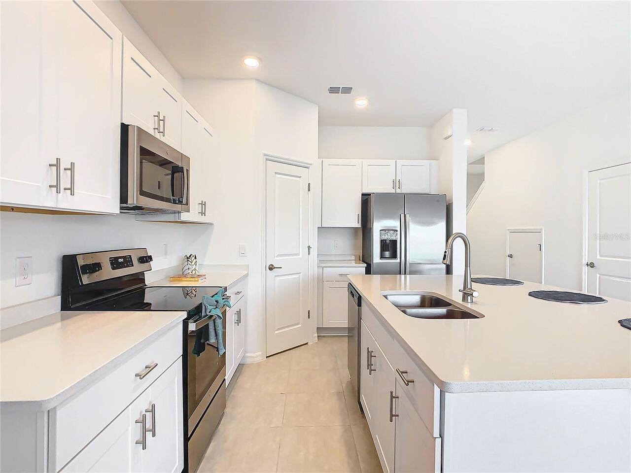 Listing Photo 6