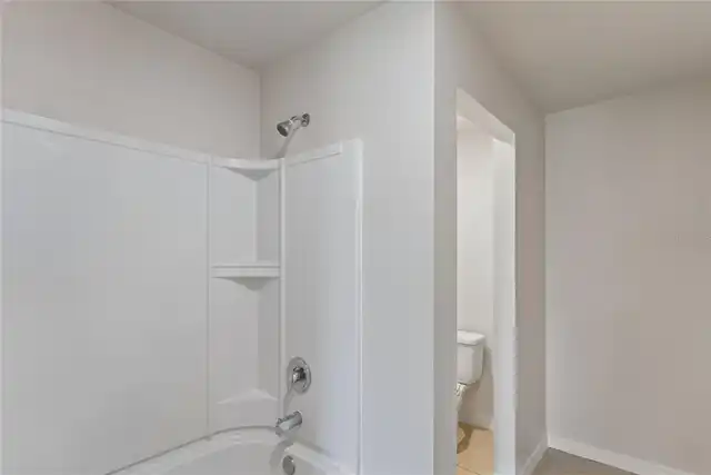 Listing Photo 13