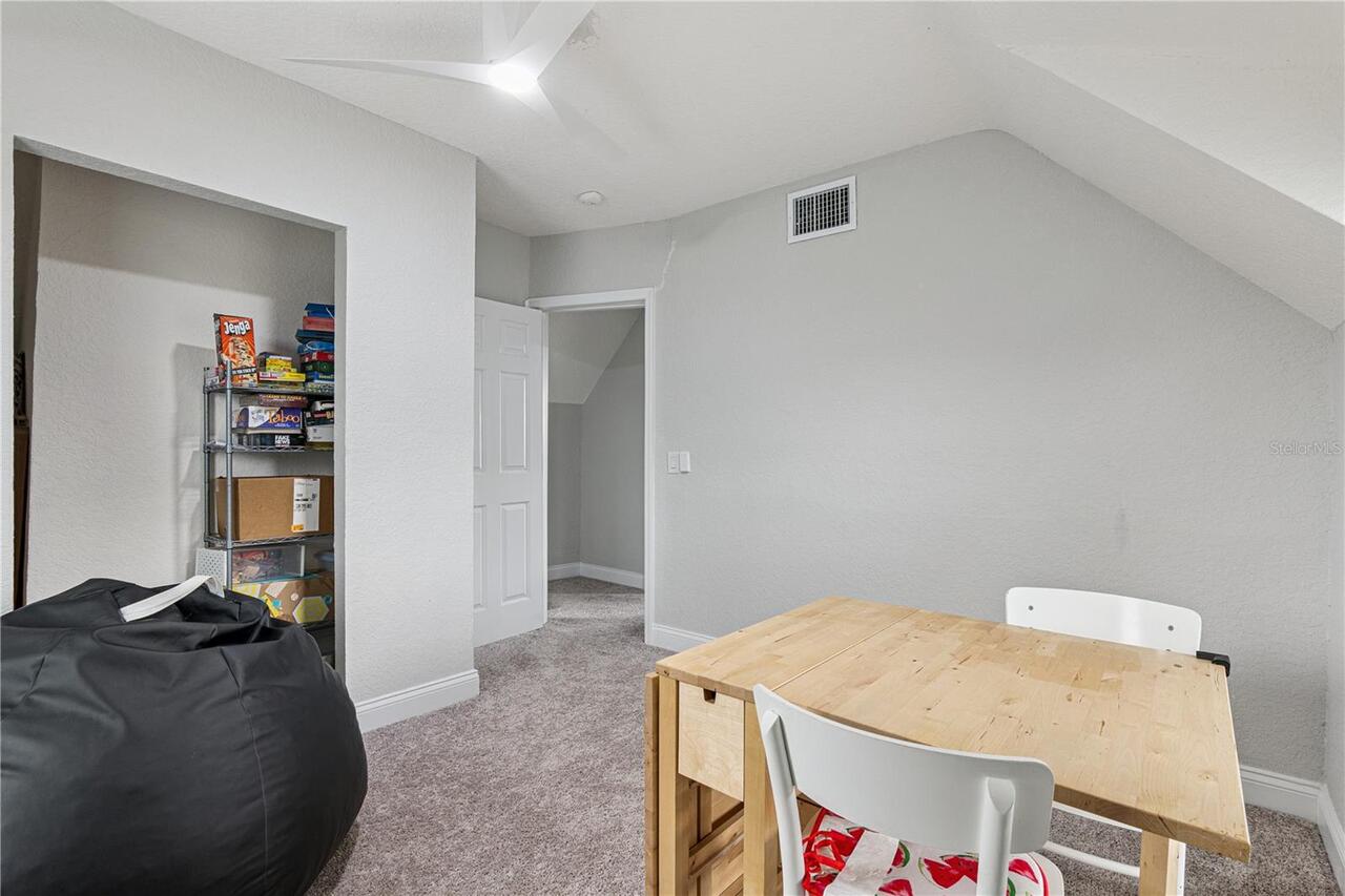Listing Photo 17