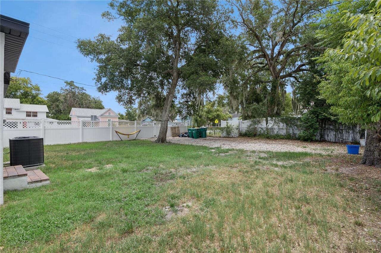 Listing Photo 32