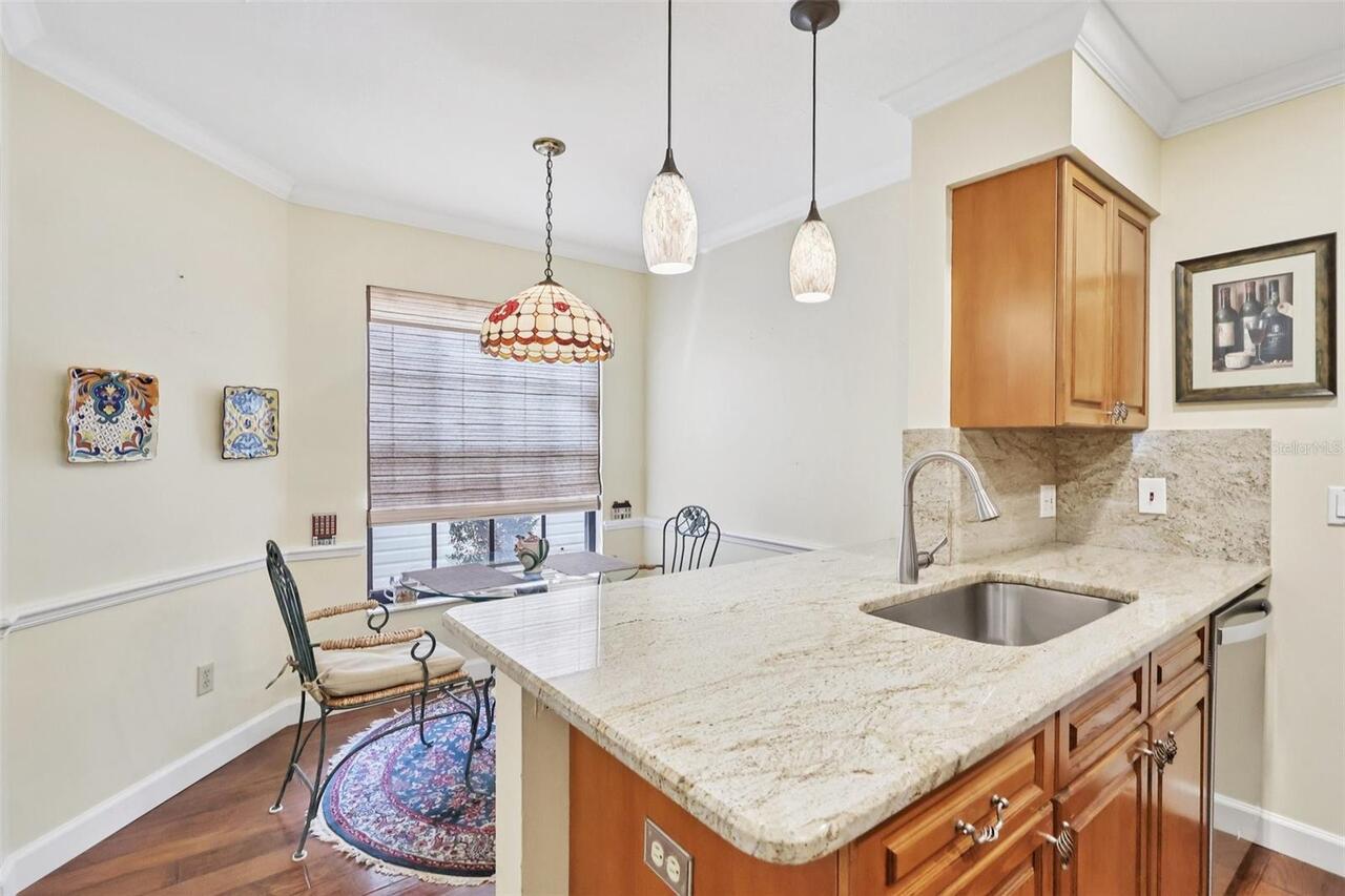 Listing Photo 8