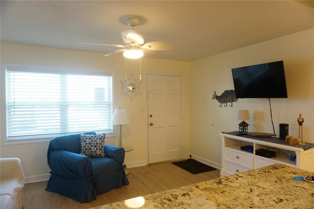 Listing Photo 7
