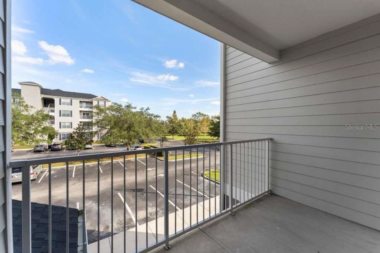 Listing Photo 8