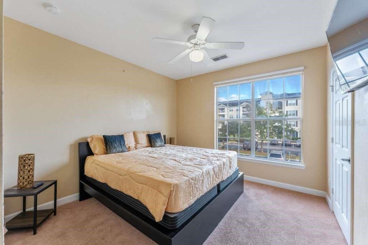 Listing Photo 9