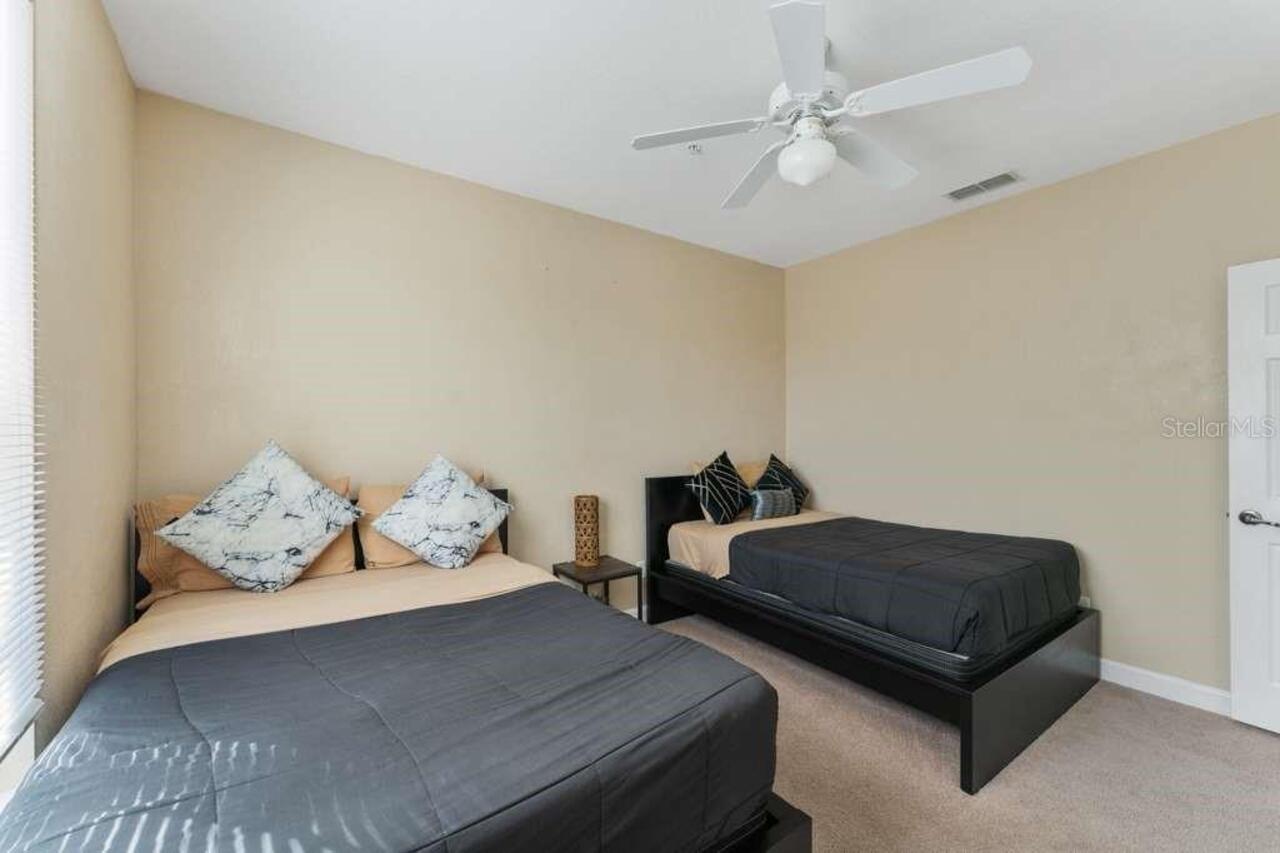 Listing Photo 14