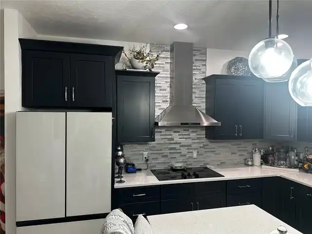 Listing Photo 15