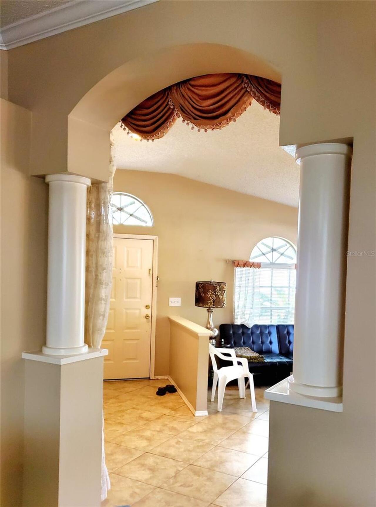 Listing Photo 10