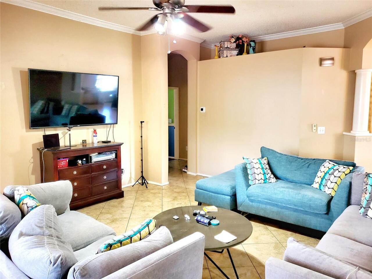 Listing Photo 11