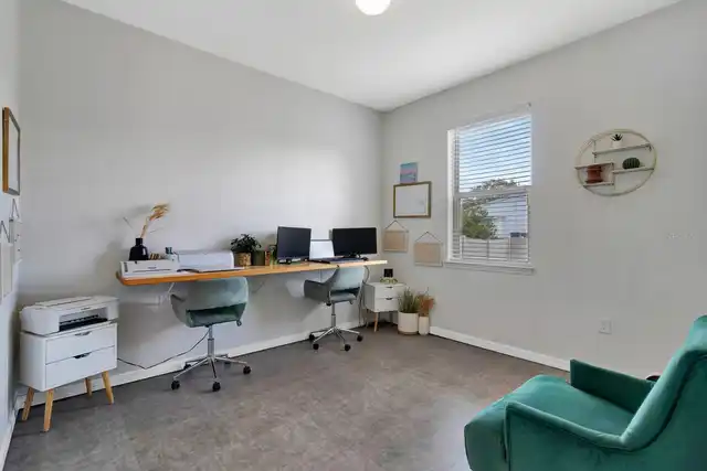 Listing Photo 18