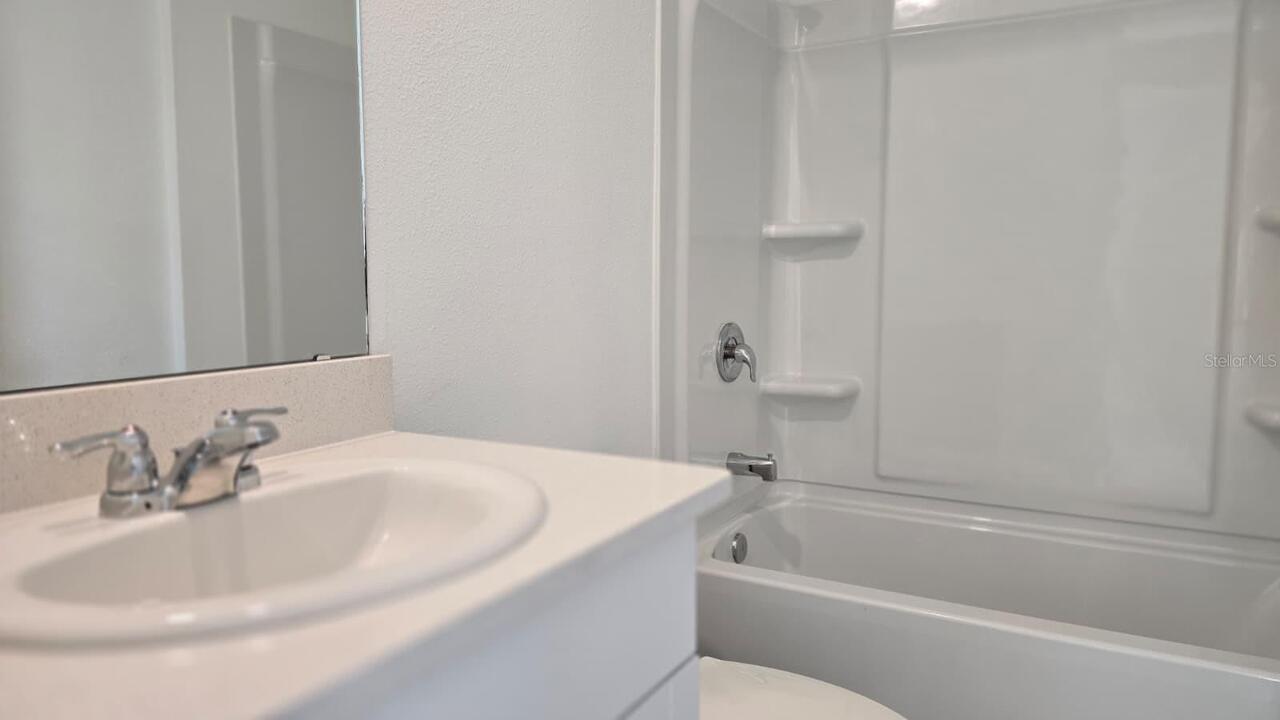 Listing Photo 9