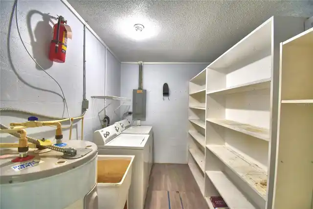 Listing Photo 8