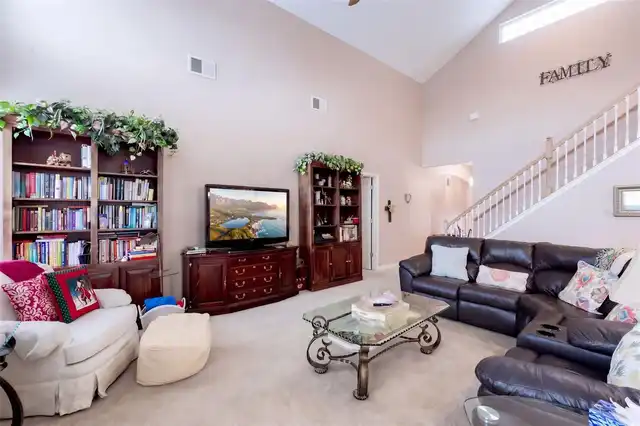 Listing Photo 10