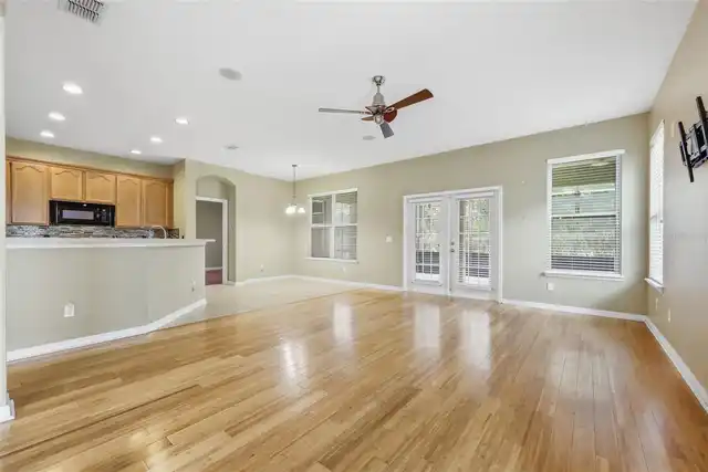 Listing Photo 19