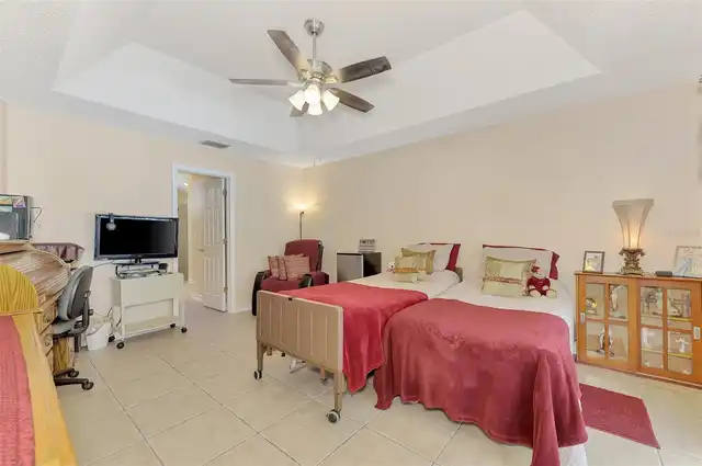 Listing Photo 16