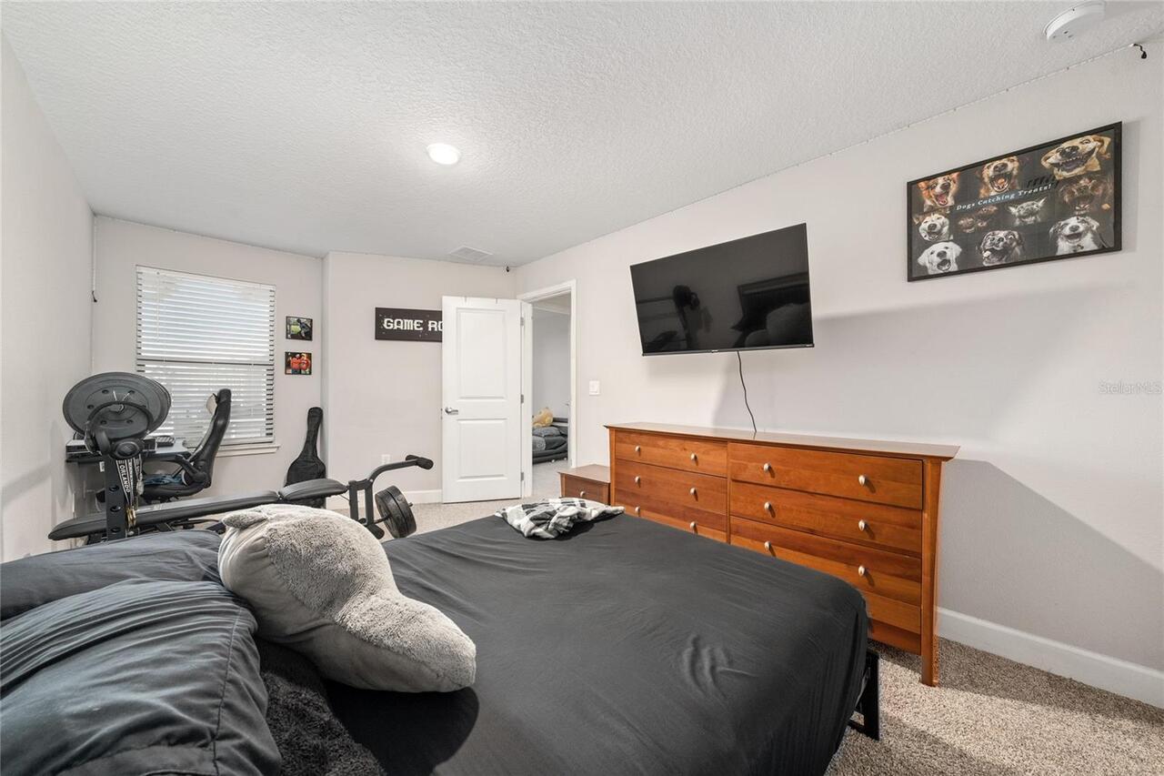 Listing Photo 17