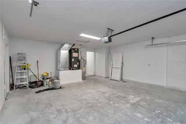Listing Photo 38