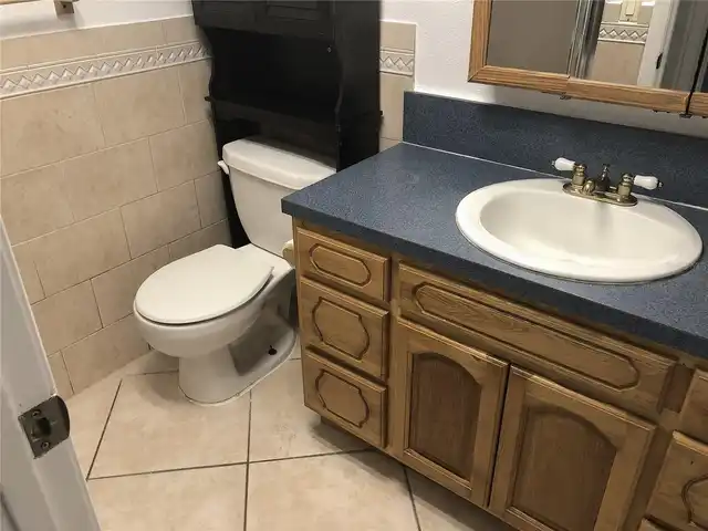 Listing Photo 12