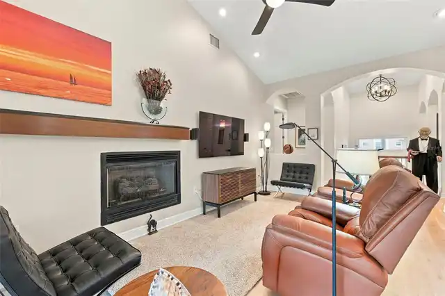 Listing Photo 15