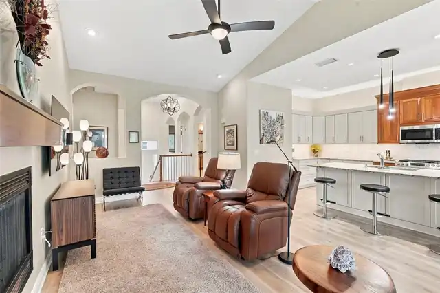 Listing Photo 16