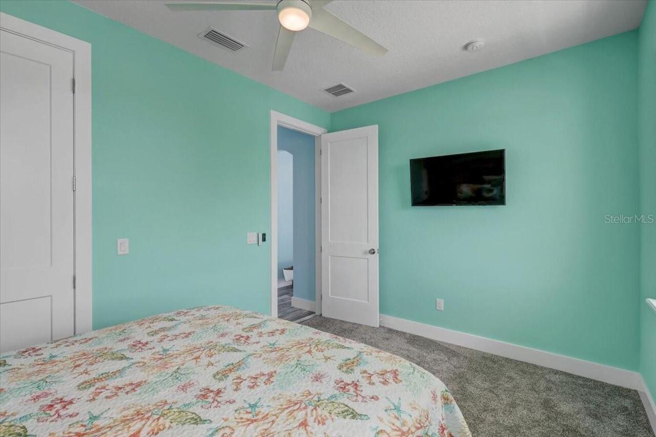 Listing Photo 14