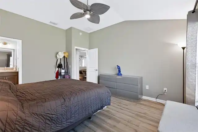 Listing Photo 31