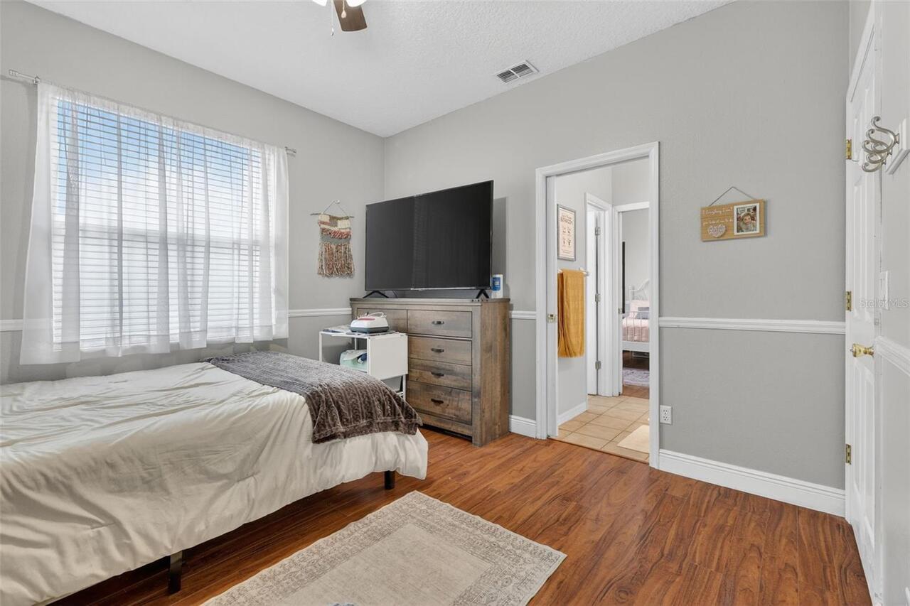 Listing Photo 32