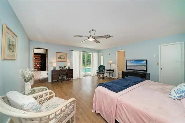 Listing Photo 37