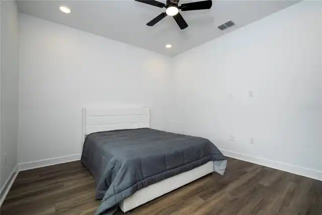 Listing Photo 37