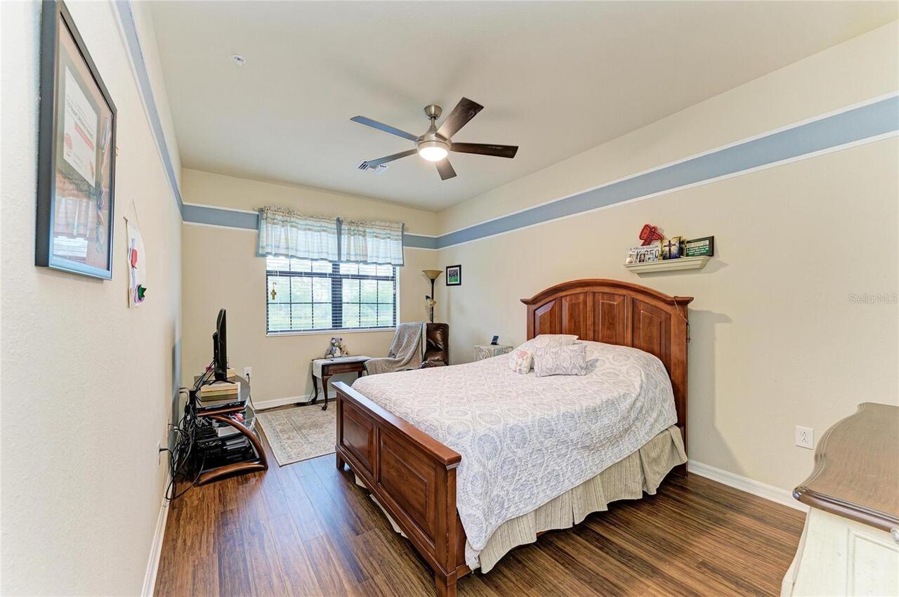 Listing Photo 34