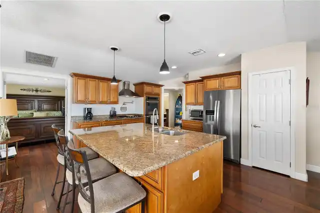 Listing Photo 13