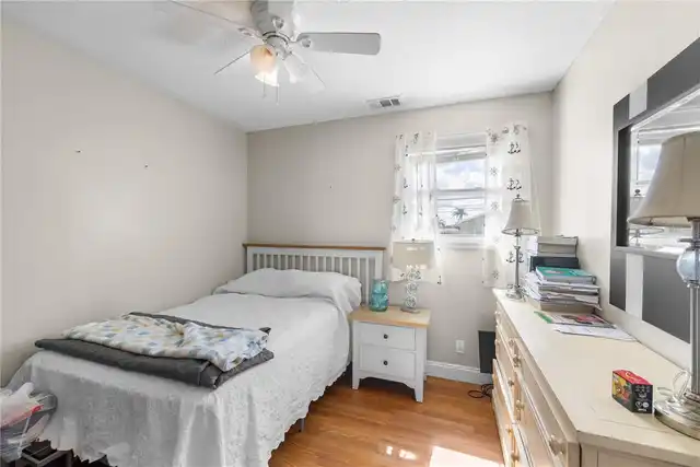 Listing Photo 32