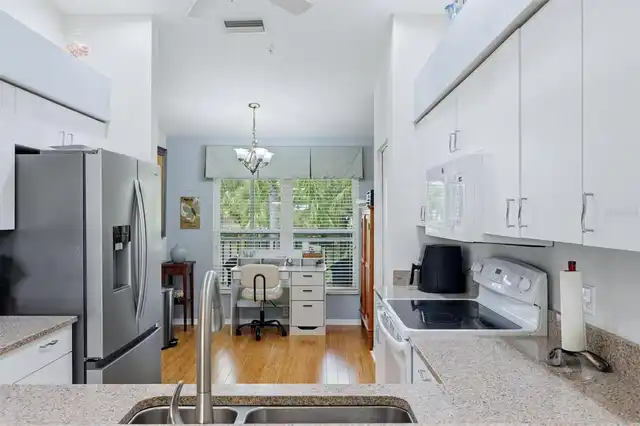 Listing Photo 17