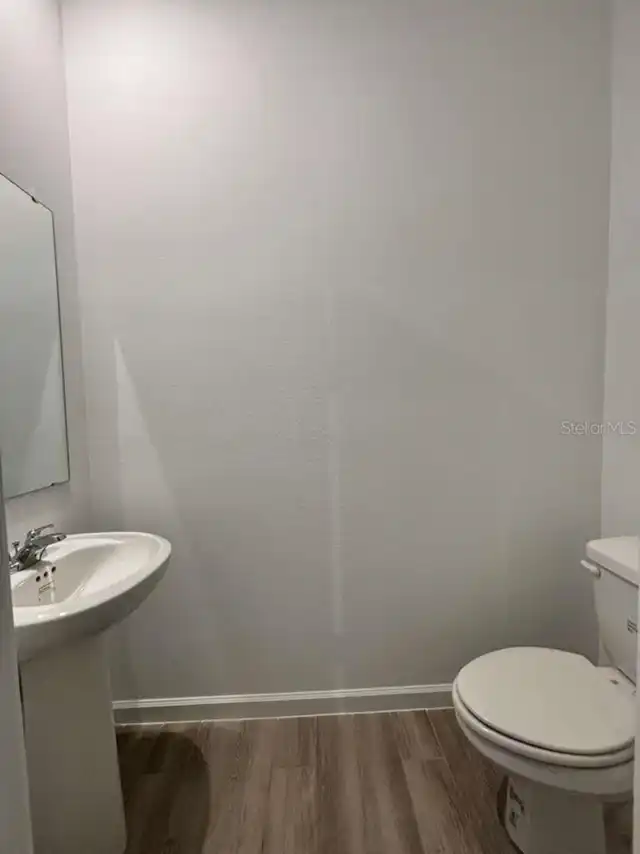 Listing Photo 11
