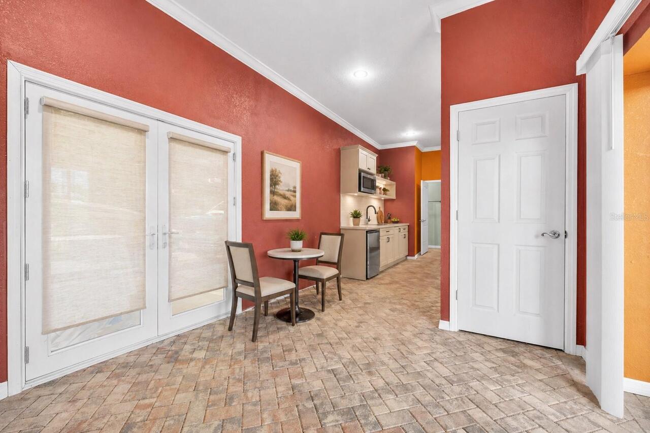 Listing Photo 7
