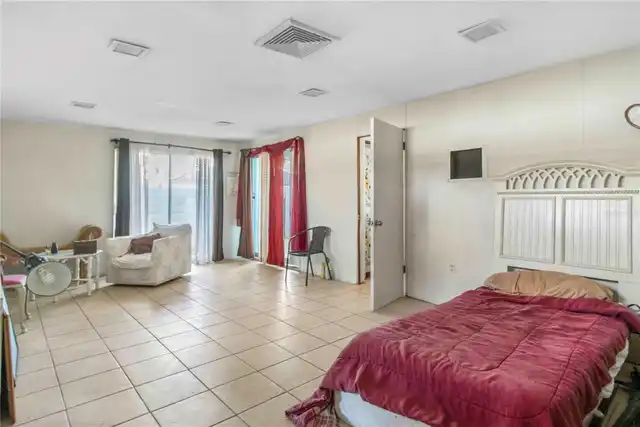 Listing Photo 16