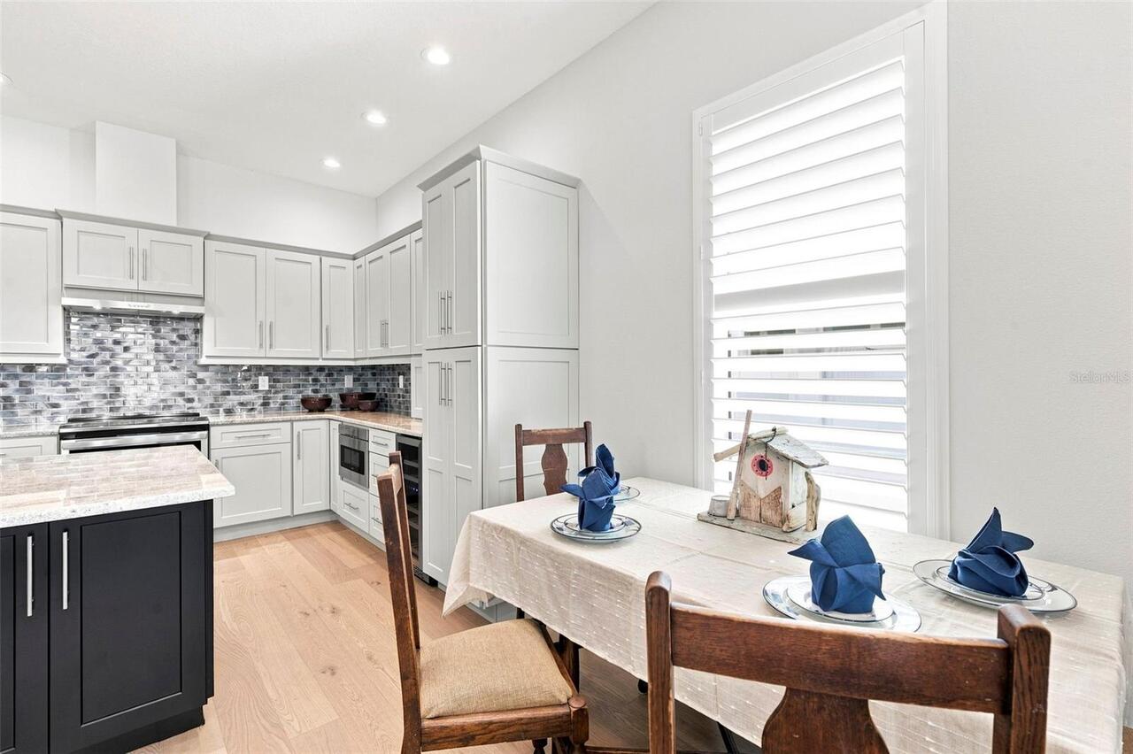 Listing Photo 17