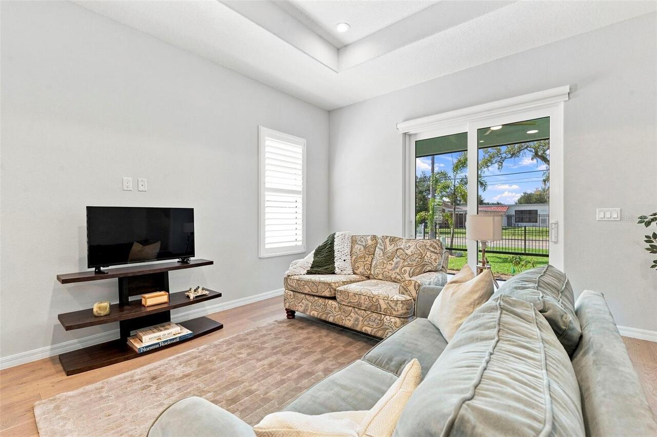 Listing Photo 22