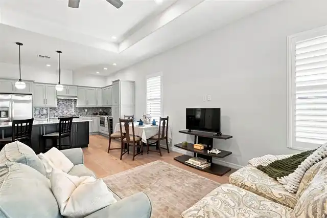 Listing Photo 21