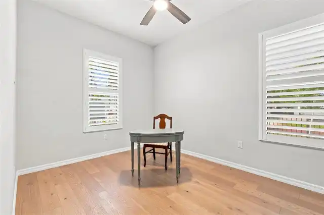 Listing Photo 25