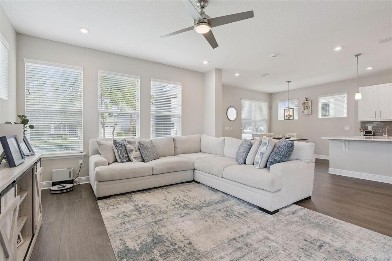 Listing Photo 8