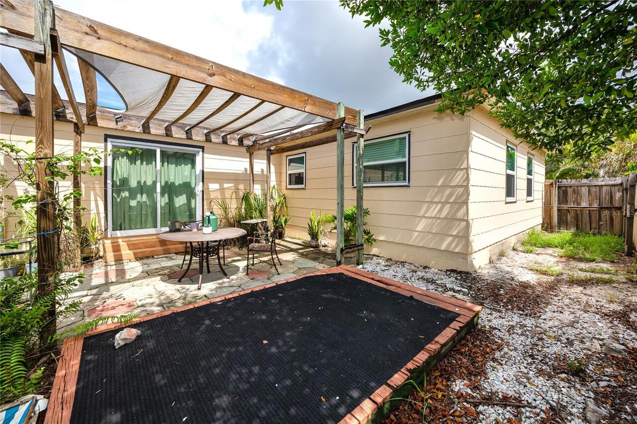 Listing Photo 37