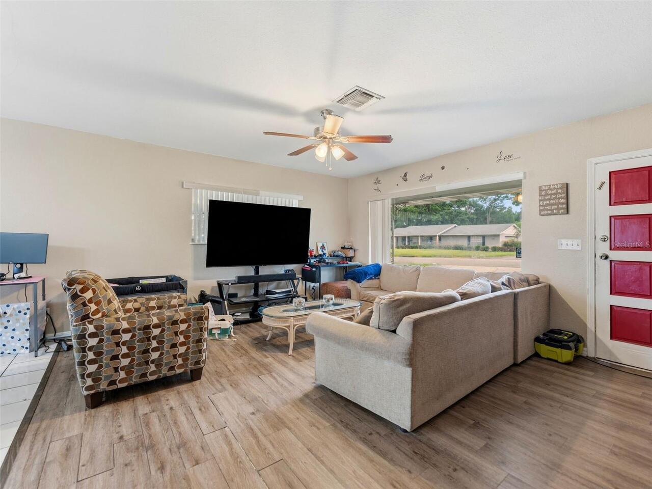 Listing Photo 6