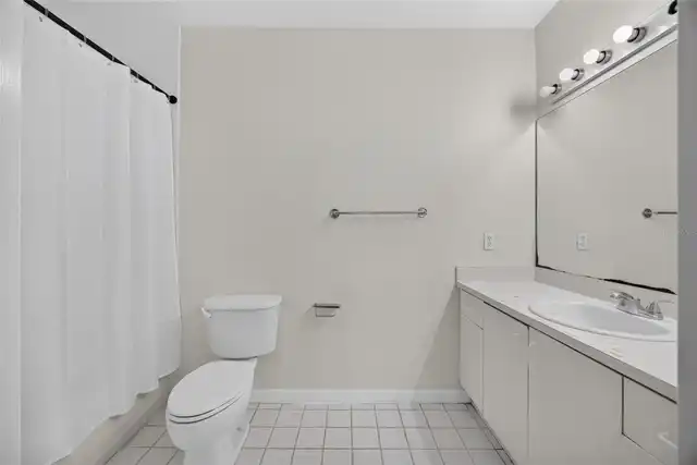 Listing Photo 15